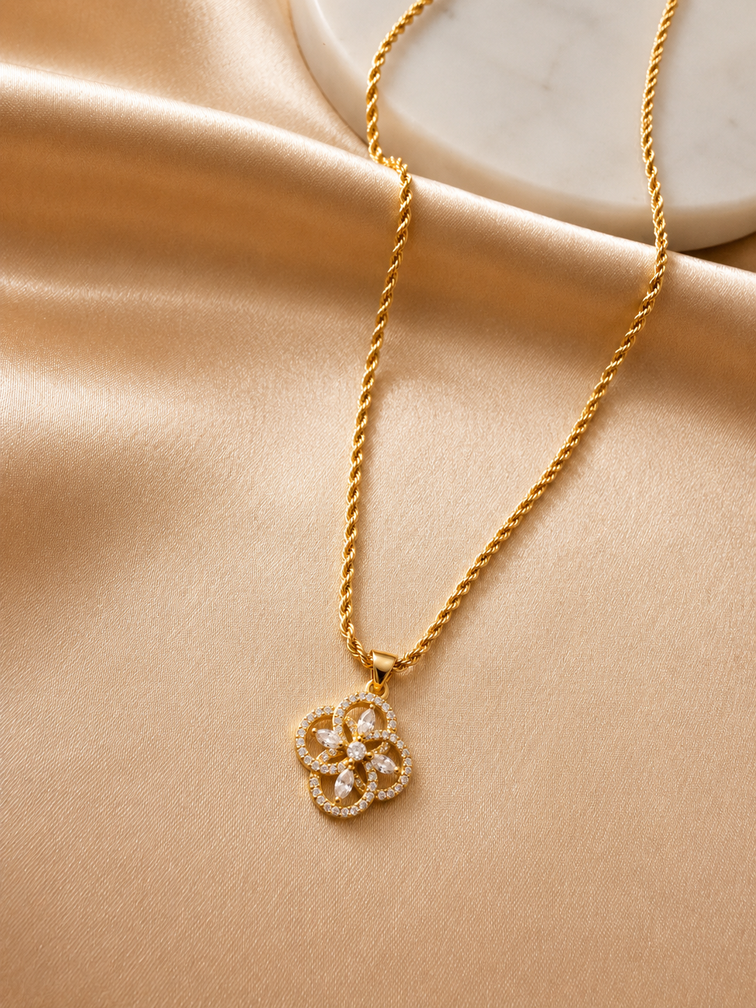 Collar Fleur